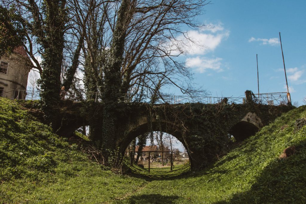 Zagreb Engagement Photosession