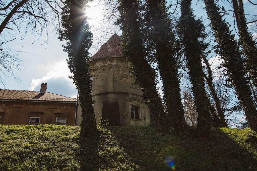 Zagreb Engagement Photosession